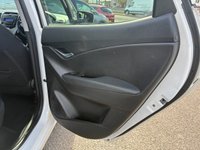 USED 2014 64 HYUNDAI IX20 1.4 Style Hatchback 5dr Petrol Manual Euro 5 (90 bhp) 2 OWNERS FROM NEW* 5 STAMP SERVICE HISTORY* PANORAMIC SUNROOF* PARKING SENSORS* TRACTION CONTROL* AIR CON* BLUETOOTH PHONE AND AUDIO* AUX* USB* REMOTE CENTRAL LOCKING WITH 2 KEYS