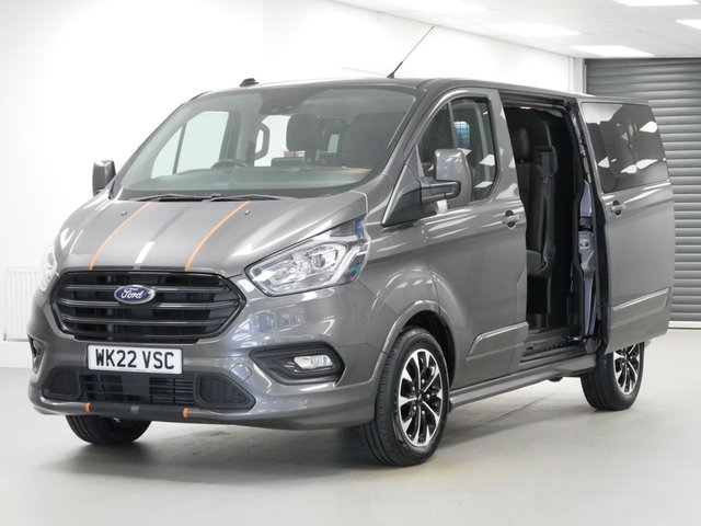 View our Ford Transit Custom 320 2.0 EBL 185 BHP SPORT 5 SEATER CREWCAB ( NO VAT ! )