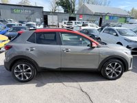 USED 2018 68 KIA STONIC Grey 1.0 T-GDi 4 Euro 6 SUV, 33,700 miles, ULEZ compliant, Automatic, 17in Alloys, 7in Display, CarPlay/Android Auto, Cruise, Rear Camera, A/C. This 2018 Kia Stonic T GDi 4 presents a remarkable opportunity with exceptionally low mileage for its age, having covered just 33,700 miles. This Euro 6 compliant 1.0 litre petrol model, finished in the 4 trim, offers a compelling blend of modern technology and comfort. Inside, you'll find a heated steering wheel and heated front seats, perfect for those colder mornings, alongside automatic air conditioning to maintain your ideal cabin temperature. The convenience of Android Auto & Apple Carplay
