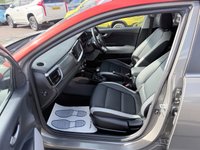 USED 2018 68 KIA STONIC Grey 1.0 T-GDi 4 Euro 6 SUV, 33,700 miles, ULEZ compliant, Automatic, 17in Alloys, 7in Display, CarPlay/Android Auto, Cruise, Rear Camera, A/C. This 2018 Kia Stonic T GDi 4 presents a remarkable opportunity with exceptionally low mileage for its age, having covered just 33,700 miles. This Euro 6 compliant 1.0 litre petrol model, finished in the 4 trim, offers a compelling blend of modern technology and comfort. Inside, you'll find a heated steering wheel and heated front seats, perfect for those colder mornings, alongside automatic air conditioning to maintain your ideal cabin temperature. The convenience of Android Auto & Apple Carplay