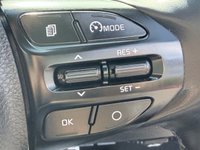 USED 2018 68 KIA STONIC Grey 1.0 T-GDi 4 Euro 6 SUV, 33,700 miles, ULEZ compliant, Automatic, 17in Alloys, 7in Display, CarPlay/Android Auto, Cruise, Rear Camera, A/C. This 2018 Kia Stonic T GDi 4 presents a remarkable opportunity with exceptionally low mileage for its age, having covered just 33,700 miles. This Euro 6 compliant 1.0 litre petrol model, finished in the 4 trim, offers a compelling blend of modern technology and comfort. Inside, you'll find a heated steering wheel and heated front seats, perfect for those colder mornings, alongside automatic air conditioning to maintain your ideal cabin temperature. The convenience of Android Auto & Apple Carplay