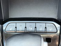 USED 2018 68 KIA STONIC Grey 1.0 T-GDi 4 Euro 6 SUV, 33,700 miles, ULEZ compliant, Automatic, 17in Alloys, 7in Display, CarPlay/Android Auto, Cruise, Rear Camera, A/C. This 2018 Kia Stonic T GDi 4 presents a remarkable opportunity with exceptionally low mileage for its age, having covered just 33,700 miles. This Euro 6 compliant 1.0 litre petrol model, finished in the 4 trim, offers a compelling blend of modern technology and comfort. Inside, you'll find a heated steering wheel and heated front seats, perfect for those colder mornings, alongside automatic air conditioning to maintain your ideal cabin temperature. The convenience of Android Auto & Apple Carplay