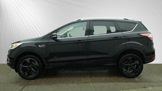2017 FORD KUGA - Photo 6