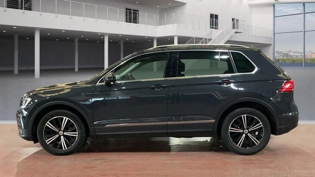 2019 VOLKSWAGEN TIGUAN - Photo 5