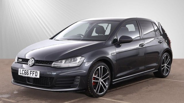 2017 VOLKSWAGEN GOLF - Photo 3