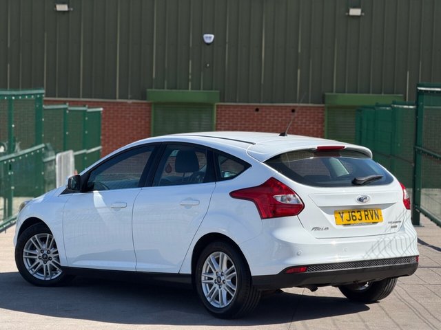 View our FORD FOCUS