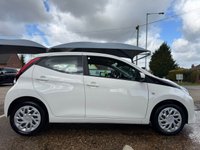 USED 2021 21 TOYOTA AYGO 1.0 VVT-i x-play Hatchback 5dr Petrol Manual Euro 6 (Safety Sense) (71 ps) LOW MILEAGE