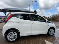 USED 2021 21 TOYOTA AYGO 1.0 VVT-i x-play Hatchback 5dr Petrol Manual Euro 6 (Safety Sense) (71 ps) LOW MILEAGE
