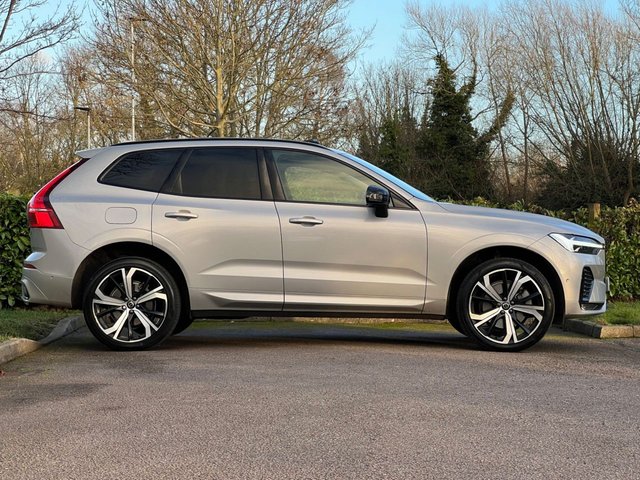 View our VOLVO XC60