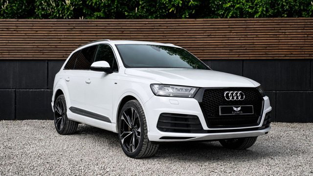 View our AUDI Q7