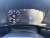 USED 2020 20 VOLVO XC40 1.5 T3 Momentum SUV 5dr Petrol Auto Euro 6 (s/s) (163 ps) Keyless entry, Blind spot alerts,