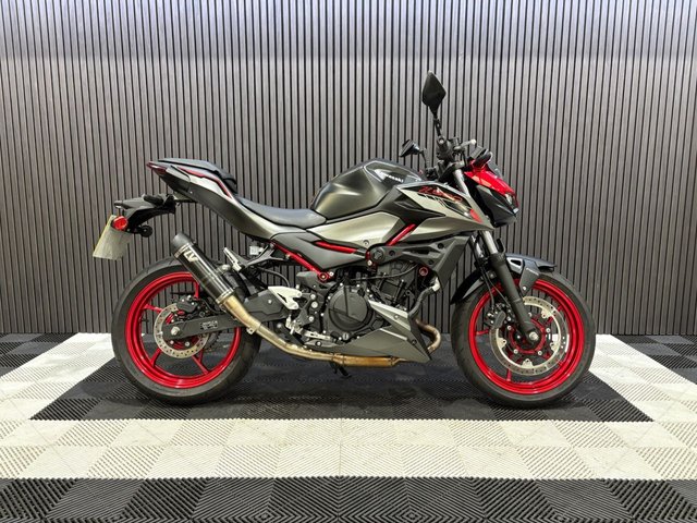 View our KAWASAKI Z500