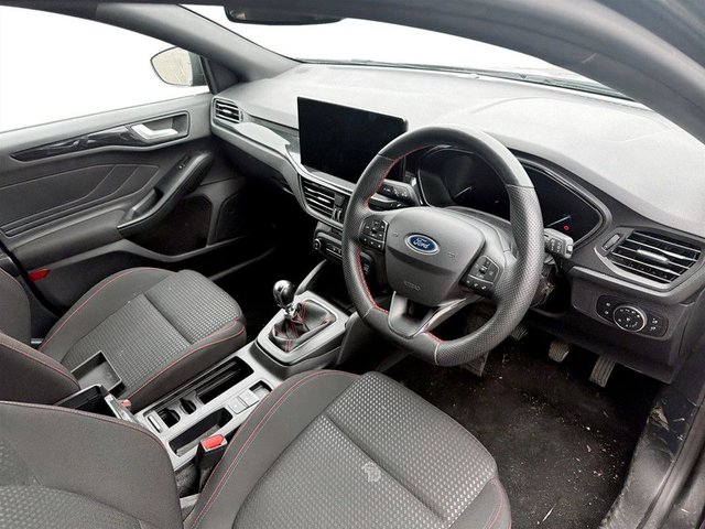 View our FORD FOCUS