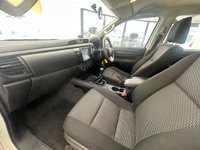 USED 2018 68 TOYOTA HI-LUX 2.4 D-4D Active Pickup Double Cab 4dr Diesel Manual 4WD Euro 6 (3.5t) (150 ps) 