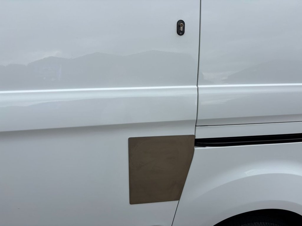 USED 2019 69 FORD TRANSIT CUSTOM 280 LIMITED 2.0EcoBlue EU6 S/S L1 H1 130ps *A/C*ALLOYS*SENSORS*FULL RHINO ROOF RACK*SECURITY LOCKS*HEAT PACK*EL PACK* LIMITED-L1-EU6-EXCELLENT SPEC