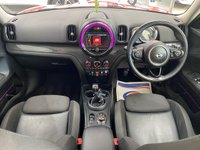 USED 2018 18 MINI COUNTRYMAN 1.5 GPF Cooper SUV 5dr Petrol Manual Euro 6 (s/s) (136 ps) CHILI RED / BLACK ROOF / MIRROR CAPS / BLACK PART LEATHER TRIM / HEATED FRONT SEATS / DUAL ZONE CLIMATE / AUTO LIGHTS / WIPERS / ELECTRIC WINDOWS / POWERFOLD MIRRORS / HEATED WINDSCREEN / SATNAV / DAB FM AM TUNER / BLUETOOTH / APPLE CARPLAY / REAR PARKING CAMERA / SENSORS  / CRUISE CONTROL / SPEEDD LIMITER / POWER OPERATED TAILGATE / CHILI PACK / 17" CHANNEL ALLOYS
