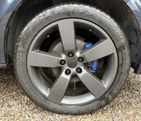 USED 2018 68 VOLKSWAGEN TRANSPORTER 2.0 TDI T32 BlueMotion Tech Highline Kombi Van 5dr Diesel DSG FWD SWB Euro 6 (s/s) (150 ps) 