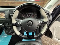 USED 2018 68 VOLKSWAGEN TRANSPORTER 2.0 TDI T32 BlueMotion Tech Highline Kombi Van 5dr Diesel DSG FWD SWB Euro 6 (s/s) (150 ps) 