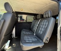 USED 2018 68 VOLKSWAGEN TRANSPORTER 2.0 TDI T32 BlueMotion Tech Highline Kombi Van 5dr Diesel DSG FWD LWB Euro 6 (s/s) (150 ps) 