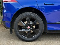 USED 2018 68 JAGUAR I-PACE 400 90kWh SE SUV 5dr Electric Auto 4WD (400 ps) Panoramic Roof + Cameras