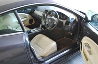 USED 2008 02 JAGUAR XKR 4.2 V8 Coupe 2dr Petrol Auto Euro 4 (420 ps) CRUISE CONTROL + FULL IVORY LEATHER + PEARL GREY + BOWERS AND WILKINS + 2 KEYS + FULL SERVICE HISTORY + 12 MONTHS MOT + PART EXCHANGE WELCOME + FINANCE AVAILABLE + PARKING SENSORS