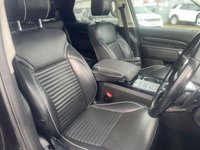 USED 2019 19 LAND ROVER DISCOVERY 3.0 SD V6 HSE SUV 5dr Diesel Auto 4WD Euro 6 (s/s) (306 ps) AN ABSOLUTELY STUNNING ADDITION TO OUR VAST LAND ROVER SELECTION+4 WHEEL DRIVE+7 SEATER+DIESEL+AUTOMATIC+JUST 2 FORMER KEEPERS+SERVICE HISTORY+ULEZ COMPLIANT+PRIVACY GLASS+FULL LEATHE INTERIOR+FULL PANORAMIC GLASS ROOF+SATELLITE NAVIGATION+PARK ASSIST+CLIMATE CONTROL+21 INCH ALLOY WHEELS+1 FULL YEARS MOT PRIOR TO COLLECTION+COST NEW &pound;63390 MAKING THIS USED VEHICLE ABSOLUTELY PHENOMENAL VALUE AT OUR LOW PRICE+CALL TODAY TO SPEAK WITH OUR EXPERIENCED SALES ADVISORS AND SECURE A VIEWING!!!!!!!!!!!!