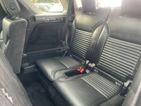 USED 2019 19 LAND ROVER DISCOVERY 3.0 SD V6 HSE SUV 5dr Diesel Auto 4WD Euro 6 (s/s) (306 ps) AN ABSOLUTELY STUNNING ADDITION TO OUR VAST LAND ROVER SELECTION+4 WHEEL DRIVE+7 SEATER+DIESEL+AUTOMATIC+JUST 2 FORMER KEEPERS+SERVICE HISTORY+ULEZ COMPLIANT+PRIVACY GLASS+FULL LEATHE INTERIOR+FULL PANORAMIC GLASS ROOF+SATELLITE NAVIGATION+PARK ASSIST+CLIMATE CONTROL+21 INCH ALLOY WHEELS+1 FULL YEARS MOT PRIOR TO COLLECTION+COST NEW &pound;63390 MAKING THIS USED VEHICLE ABSOLUTELY PHENOMENAL VALUE AT OUR LOW PRICE+CALL TODAY TO SPEAK WITH OUR EXPERIENCED SALES ADVISORS AND SECURE A VIEWING!!!!!!!!!!!!