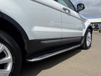 USED 2015 65 LAND ROVER RANGE ROVER EVOQUE 2.0 TD4 SE SUV 5dr Diesel Auto 4WD Euro 6 (s/s) (180 ps) A TRULY STUNNING ADDITION TO OUR FORECOURT FINISHED IN MASSIVELY POPULAR WHITE PAINT+4 WHEEL DRIVE WITH ACTIVE DRIVE LINE+SERVICE HISTORY+DIESEL+AUTOMATIC+ULEZ COMPLIANT+PRIVACY GLASS+CHROME TREAD PLATES+FRONT FOG LAMPS+FULL LEATHER INTERIOR+FULL PANORAMIC GLASS ROOF WITH POWERED BLIND+PARK ASSIST+CLIMATE CONTROL+18 INCH, 7 SPOKE ALLOY WHEELS+COST NEW &pound;36665 MAKING THIS USED VEHICLE OUTSTANDING VALUE AT OUR LOW PRICE+1 FULL YEARS MOT PRIOR TO COLLECTION+CALL NOW TO SECURE A VIEWING!!!!!!!!!!!!!!