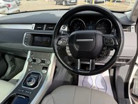 USED 2015 65 LAND ROVER RANGE ROVER EVOQUE 2.0 TD4 SE SUV 5dr Diesel Auto 4WD Euro 6 (s/s) (180 ps) A TRULY STUNNING ADDITION TO OUR FORECOURT FINISHED IN MASSIVELY POPULAR WHITE PAINT+4 WHEEL DRIVE WITH ACTIVE DRIVE LINE+SERVICE HISTORY+DIESEL+AUTOMATIC+ULEZ COMPLIANT+PRIVACY GLASS+CHROME TREAD PLATES+FRONT FOG LAMPS+FULL LEATHER INTERIOR+FULL PANORAMIC GLASS ROOF WITH POWERED BLIND+PARK ASSIST+CLIMATE CONTROL+18 INCH, 7 SPOKE ALLOY WHEELS+COST NEW &pound;36665 MAKING THIS USED VEHICLE OUTSTANDING VALUE AT OUR LOW PRICE+1 FULL YEARS MOT PRIOR TO COLLECTION+CALL NOW TO SECURE A VIEWING!!!!!!!!!!!!!!