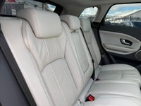 USED 2015 65 LAND ROVER RANGE ROVER EVOQUE 2.0 TD4 SE SUV 5dr Diesel Auto 4WD Euro 6 (s/s) (180 ps) A TRULY STUNNING ADDITION TO OUR FORECOURT FINISHED IN MASSIVELY POPULAR WHITE PAINT+4 WHEEL DRIVE WITH ACTIVE DRIVE LINE+SERVICE HISTORY+DIESEL+AUTOMATIC+ULEZ COMPLIANT+PRIVACY GLASS+CHROME TREAD PLATES+FRONT FOG LAMPS+FULL LEATHER INTERIOR+FULL PANORAMIC GLASS ROOF WITH POWERED BLIND+PARK ASSIST+CLIMATE CONTROL+18 INCH, 7 SPOKE ALLOY WHEELS+COST NEW &pound;36665 MAKING THIS USED VEHICLE OUTSTANDING VALUE AT OUR LOW PRICE+1 FULL YEARS MOT PRIOR TO COLLECTION+CALL NOW TO SECURE A VIEWING!!!!!!!!!!!!!!