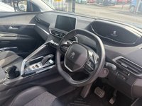 USED 2017 67 PEUGEOT 3008 1.6 BlueHDi Allure SUV 5dr Diesel EAT Euro 6 (s/s) (120 ps) AUTOMATIC! 8 SERVICE STAMPS. 1 OWNER. SAT NAV. PARKING SENSORS. HALF LEATHER TRIM. PRIVACY GLASS
