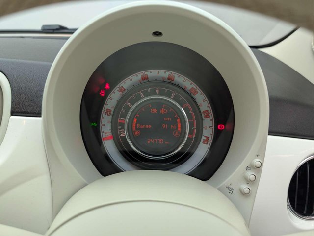 USED 2019 69 FIAT 500 1.2 500 Lounge 3dr CLICK & COLLECT/ HOME DELIVERY