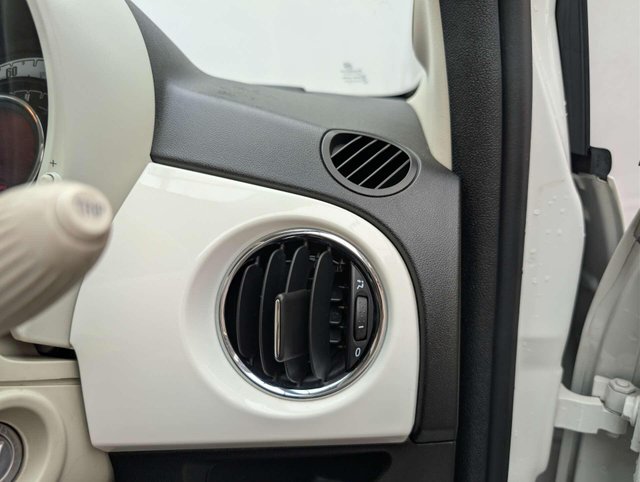 USED 2019 69 FIAT 500 1.2 500 Lounge 3dr CLICK & COLLECT/ HOME DELIVERY
