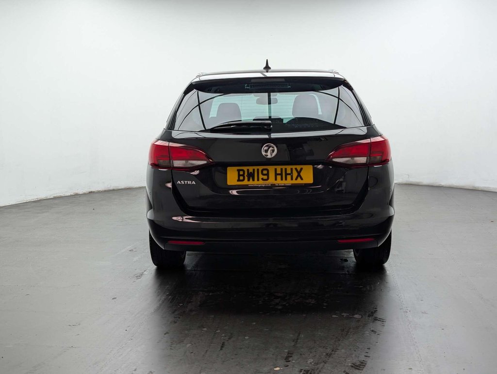 Used 2019 19 VAUXHALL ASTRA 1.4 Astra Elite Nav T 5dr CLICK & COLLECT/ HOME DELIVERY