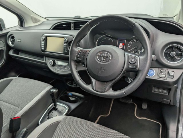 USED 2020 69 TOYOTA YARIS 1.5 Yaris Y20 VVT-i HEV CVT 5dr CLICK & COLLECT/ HOME DELIVERY