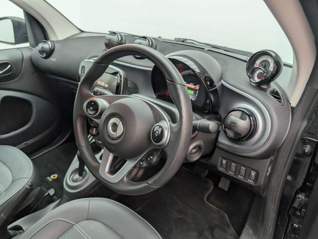 Used 2019 19 SMART FORTWO EQ fortwo Prime Premium 22kW 2dr CLICK+COLLECT / HOME DELIVERY
