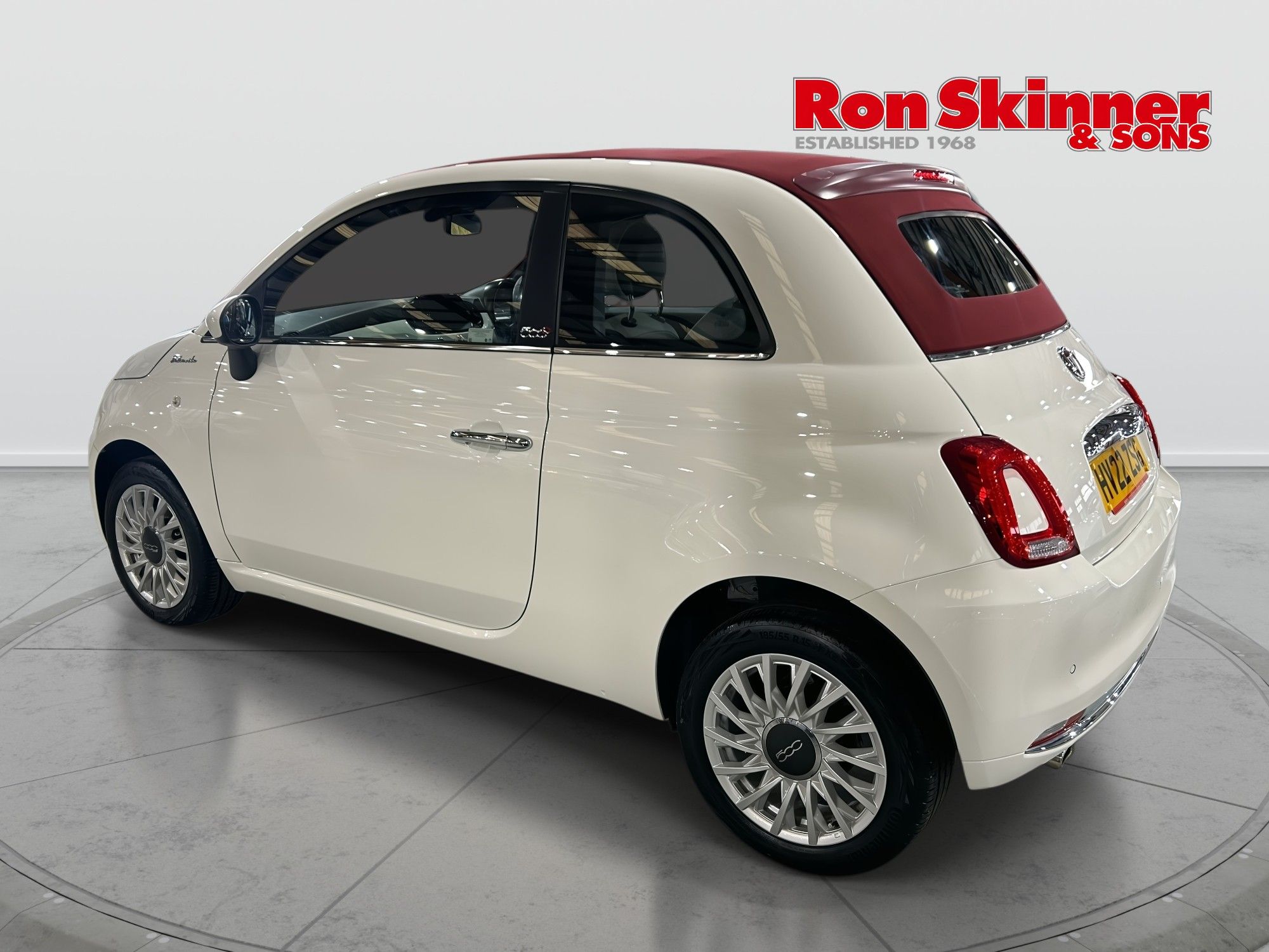 USED 2022 22 FIAT 500C 1.0 MHEV Dolcevita Convertible 2dr Petrol Manual Euro 6 (s/s) (70 bhp) 