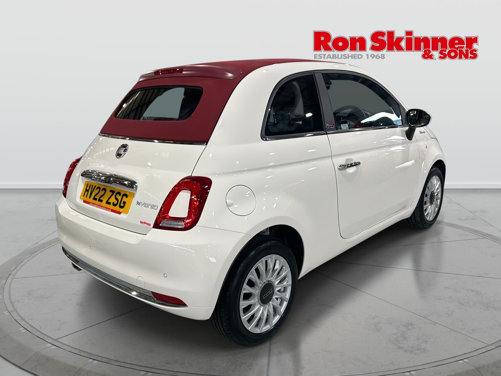 USED 2022 22 FIAT 500C 1.0 MHEV Dolcevita Convertible 2dr Petrol Manual Euro 6 (s/s) (70 bhp) 