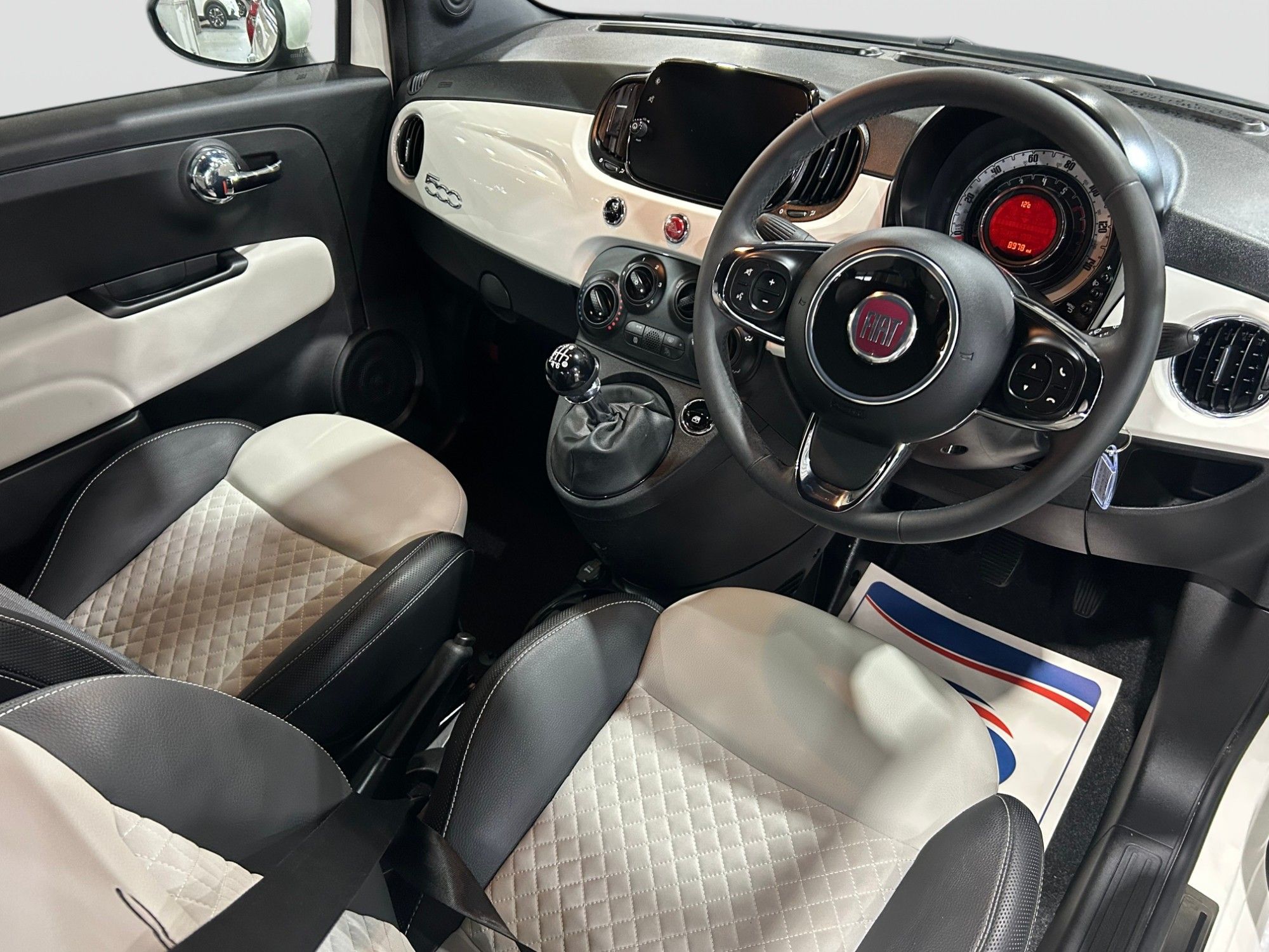 USED 2022 22 FIAT 500C 1.0 MHEV Dolcevita Convertible 2dr Petrol Manual Euro 6 (s/s) (70 bhp) 