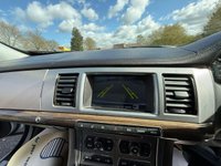 USED 2015 15 JAGUAR XF 2.2d Luxury Auto Euro 5 (s/s) 4dr FSH+New Service+reverse camera
