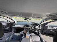 USED 2015 15 JAGUAR XF 2.2d Luxury Auto Euro 5 (s/s) 4dr FSH+New Service+reverse camera