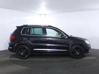USED 2014 64 VOLKSWAGEN TIGUAN 2.0 TDI BlueMotion Tech R-Line SUV 5dr Diesel Manual 4WD Euro 5 (s/s) (Nav) (140 ps) 