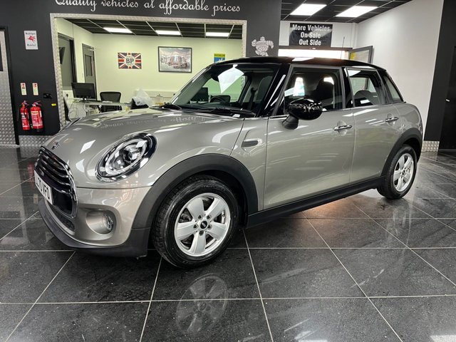 View our MINI Hatch
