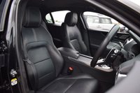 USED 2021 21 JAGUAR XE 2.0 D200 MHEV R-Dynamic Black Saloon 4dr Diesel Auto Euro 6 (s/s) (204 ps) MERIDIAN / 360 CAM / CARPLAY