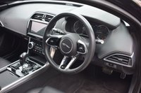 USED 2021 21 JAGUAR XE 2.0 D200 MHEV R-Dynamic Black Saloon 4dr Diesel Auto Euro 6 (s/s) (204 ps) MERIDIAN / 360 CAM / CARPLAY