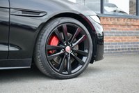 USED 2021 21 JAGUAR XE 2.0 D200 MHEV R-Dynamic Black Saloon 4dr Diesel Auto Euro 6 (s/s) (204 ps) MERIDIAN / 360 CAM / CARPLAY