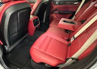 USED 2022 22 PORSCHE CAYENNE 3.0 V6 E-Hybrid 17.9kWh Platinum Edition SUV 5dr Petrol Plug-in Hybrid TiptronicS 4WD Euro 6 (s/s) (3.6kW Charger) (462 ps) 