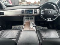 USED 2014 14 JAGUAR XF 2.2d Luxury Auto Euro 5 (s/s) 4dr SATNAV+CRU+CAT S+P-SENSORS