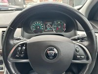 USED 2014 14 JAGUAR XF 2.2d Luxury Auto Euro 5 (s/s) 4dr SATNAV+CRU+CAT S+P-SENSORS