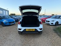 USED 2018 68 VOLKSWAGEN T-ROC 1.5 TSI GPF EVO Design SUV 5dr Petrol Manual Euro 6 (s/s) (150 ps) 